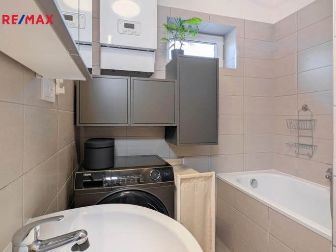 3072666.jpg 3072666.jpg