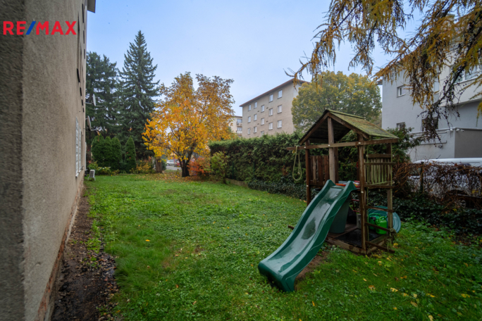 3076254.jpg 3076254.jpg