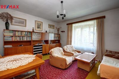 2352279.jpg 2352279.jpg