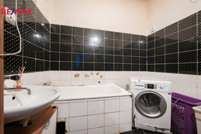 2956955.jpg 2956955.jpg