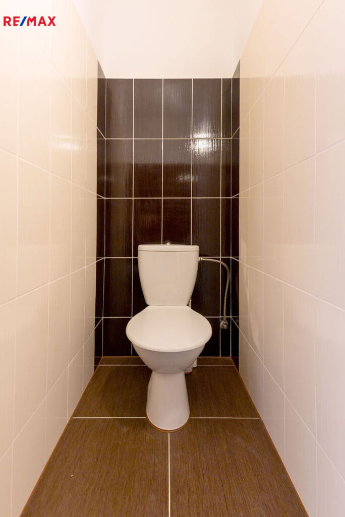 3071379.jpg 3071379.jpg