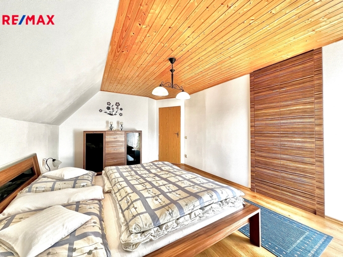 2964495.jpg 2964495.jpg