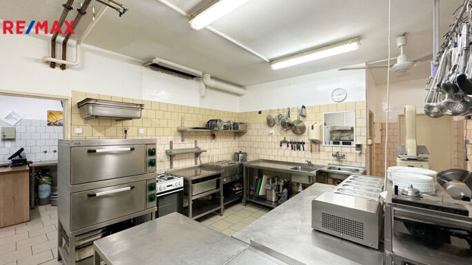 Prodej restaurace, 977 m2, Nový Šaldorf-Sedlešovice - obrázek 9