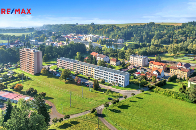 3033793.jpg 3033793.jpg