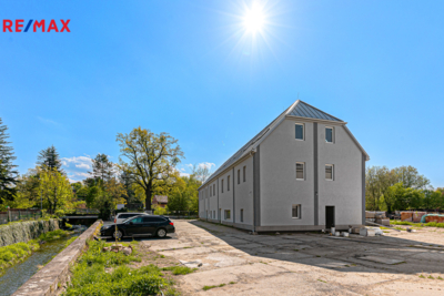 2829905.jpg 2829905.jpg