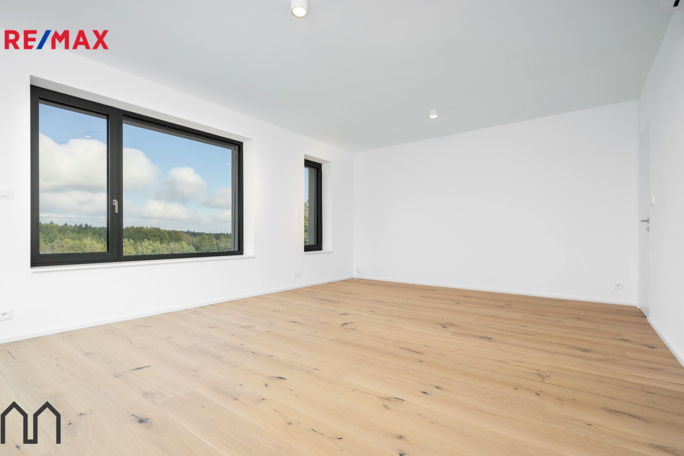 2845765.jpg 2845765.jpg