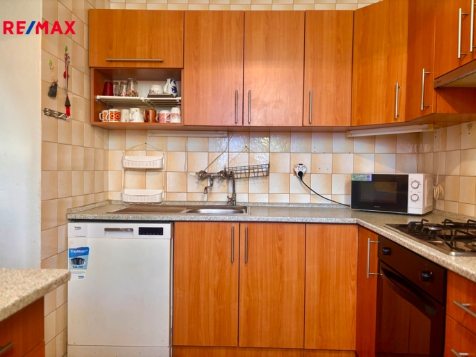 3142315.jpeg 3142315.jpeg