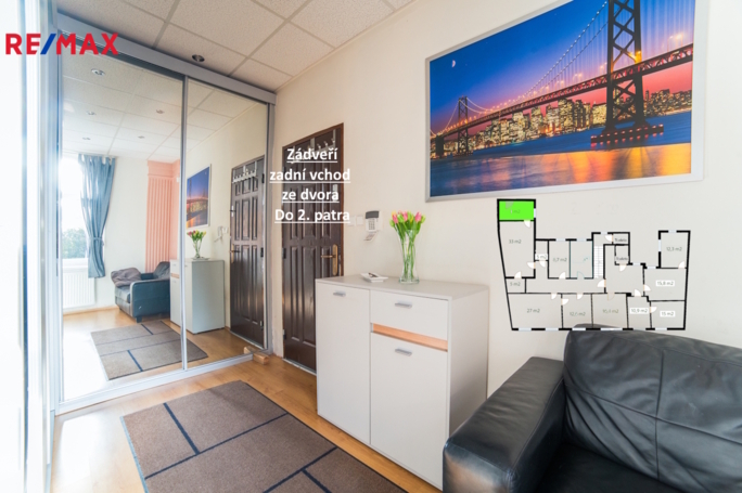 3141716.jpg 3141716.jpg