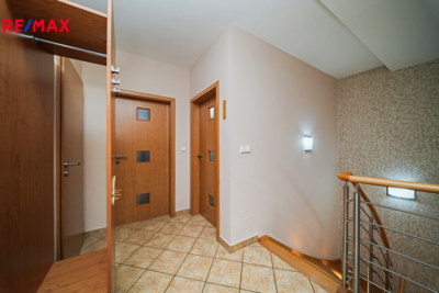 3102498.jpg 3102498.jpg