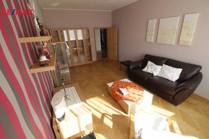 Pronájem bytu 4+1, 104 m2, Brno - obrázek 14