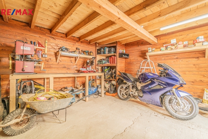 3036346.jpg 3036346.jpg