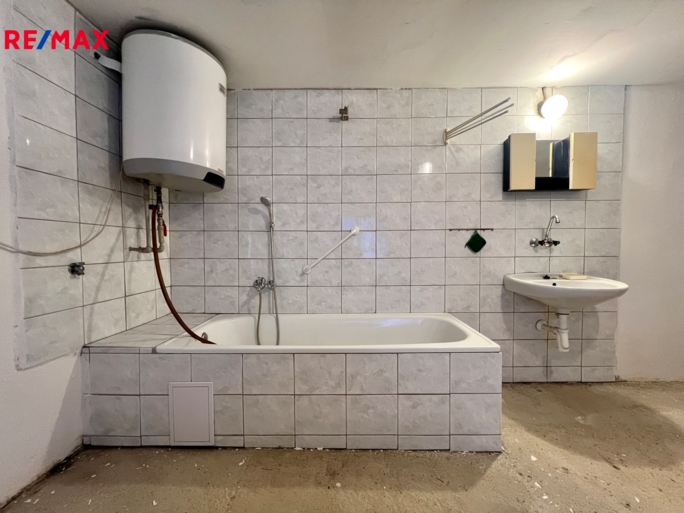 2925918.jpeg 2925918.jpeg