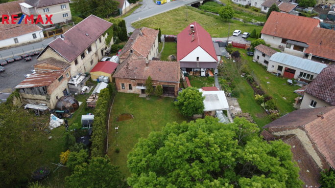 2816655.jpg 2816655.jpg