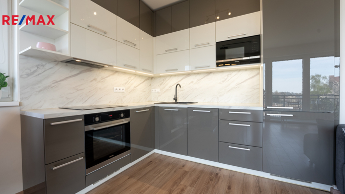 Pronájem bytu 2+kk, 53 m2, Brno