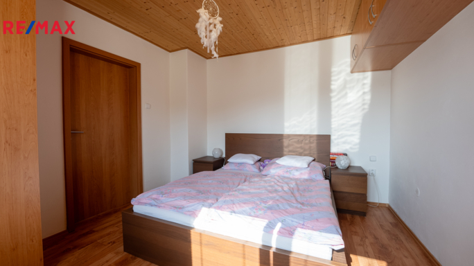 3252618.jpg 3252618.jpg