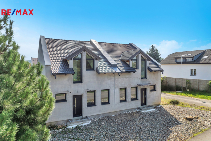 2958722.jpg 2958722.jpg