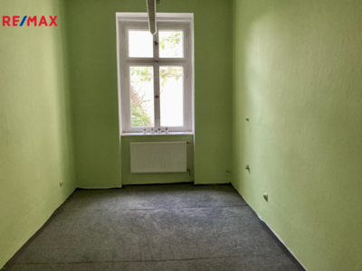 2846935.jpeg 2846935.jpeg