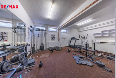 2937432.jpg 2937432.jpg