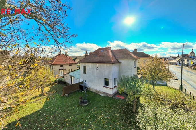 3071590.jpg 3071590.jpg