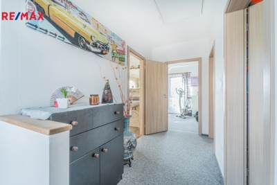 3033866.jpg 3033866.jpg