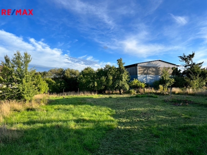 Prodej pozemku pro bydlení, 1216 m2, Bezvěrov