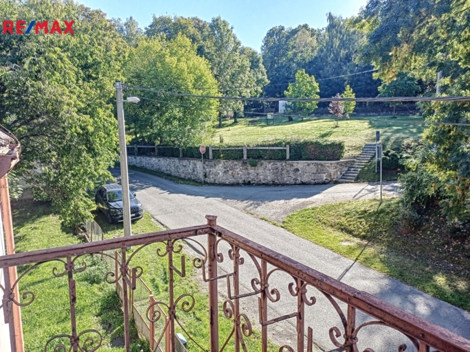 2999462.jpg 2999462.jpg