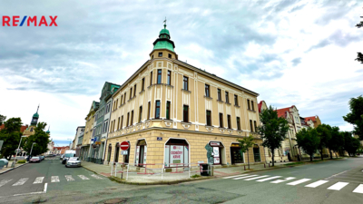 3048789.jpeg 3048789.jpeg