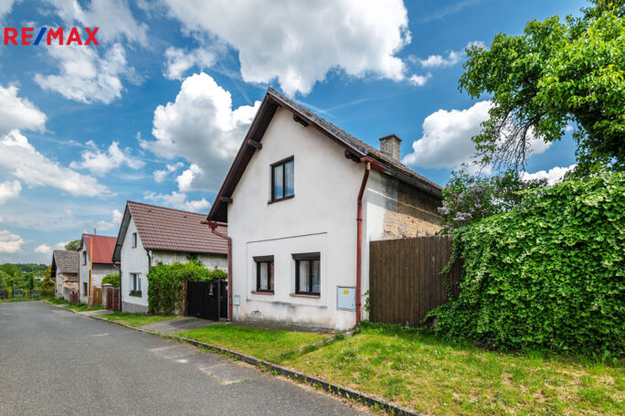 3027797.jpg 3027797.jpg