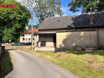 3034344.jpg 3034344.jpg