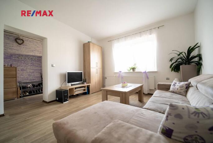 Prodej rodinného domu 108m2, pozemek 170m2 - obrázek 2
