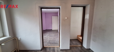 3035442.jpg 3035442.jpg