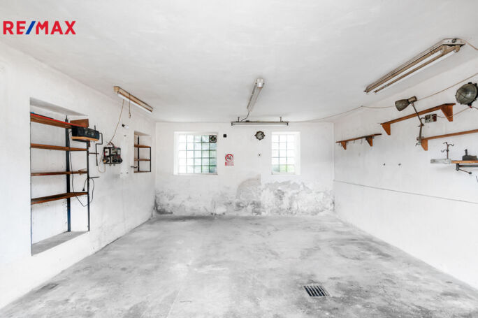 3027786.jpg 3027786.jpg