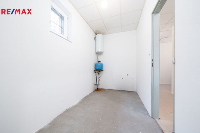 2615767.jpg 2615767.jpg