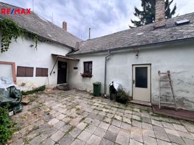 3000239.jpg 3000239.jpg