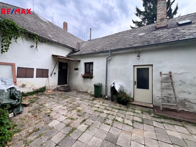 3000239.jpg 3000239.jpg