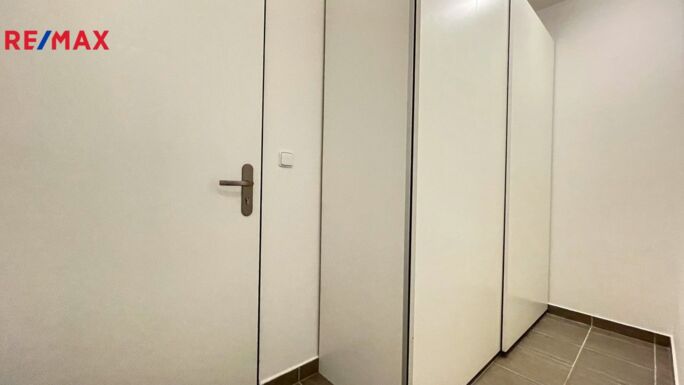 Pronájem bytu 1+kk, 35 m2, Rosice - obrázek 7