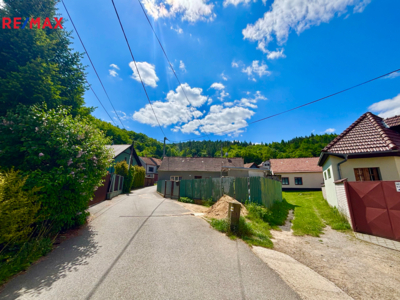 2787829.jpg 2787829.jpg