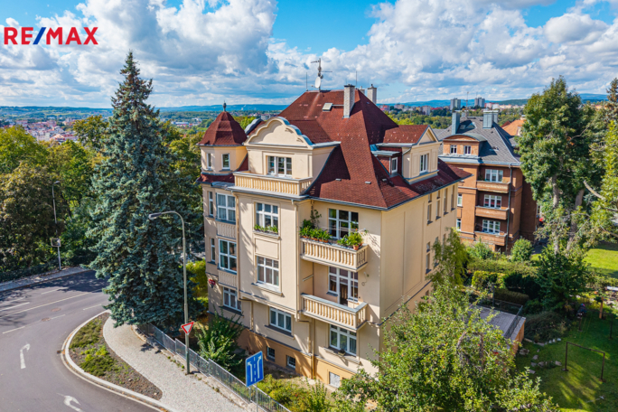 Prodej bytu 4+1, 151 m2, Karlovy Vary