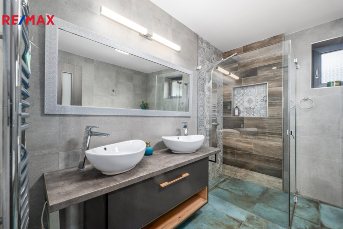 3073081.jpg 3073081.jpg