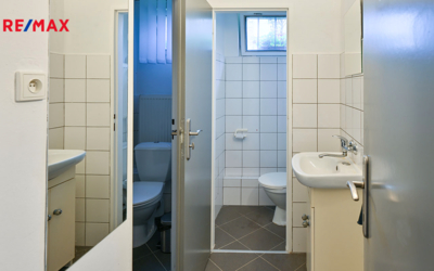 3040760.jpg 3040760.jpg