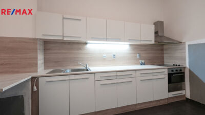 2090243.jpg 2090243.jpg