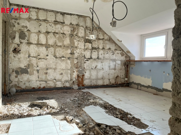 3058079.jpeg 3058079.jpeg