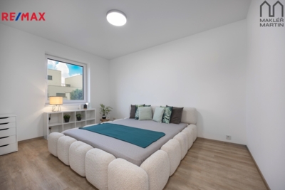 3084183.jpg 3084183.jpg