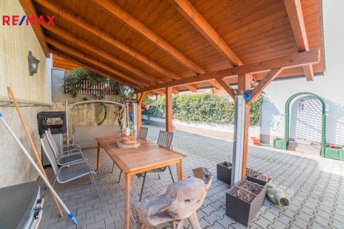 3144085.jpg 3144085.jpg