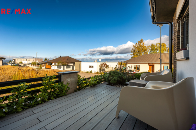 3073157.jpg 3073157.jpg