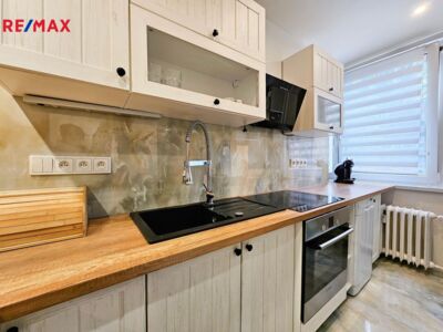 Prodej bytu 3+1, 70 m2, Klášterec nad Ohří