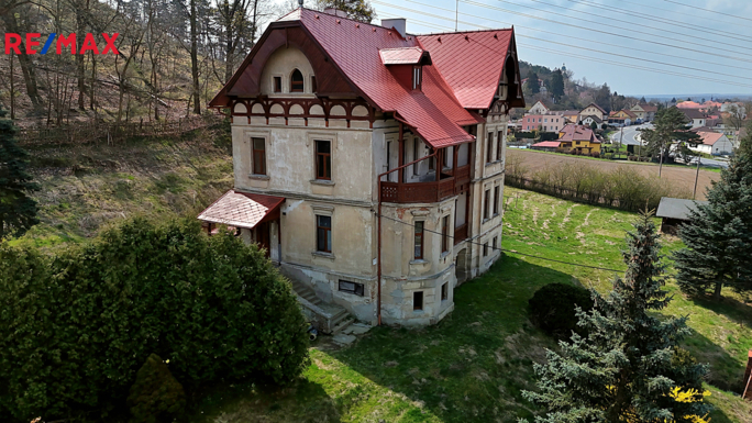 Prodej rodinného domu, 960 m2, Liběchov - obrázek 1