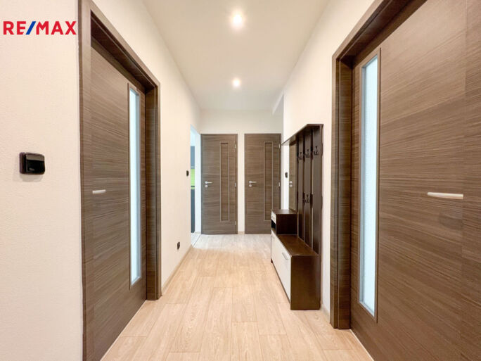 Prodej bytu 3+1, 90.68 m2, Račice-Pístovice - obrázek 1