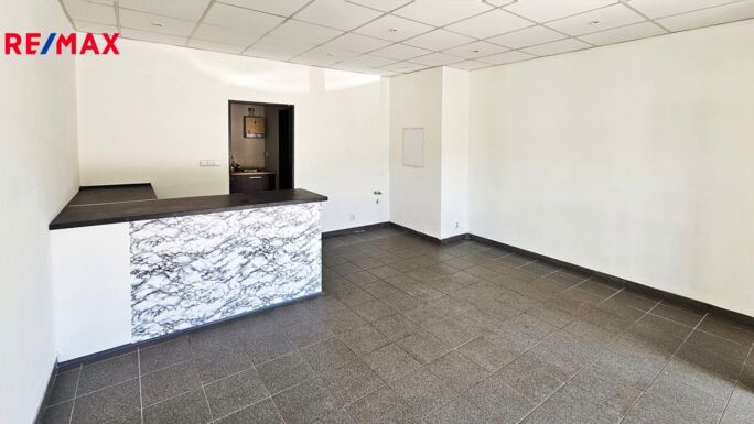 3075306.jpg 3075306.jpg