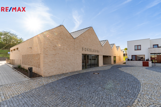 2952734.jpg 2952734.jpg